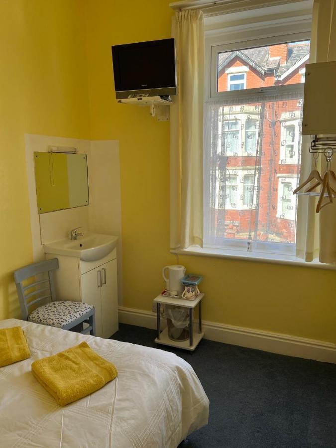 Glenroyd Guesthouse Blackpool Exterior photo